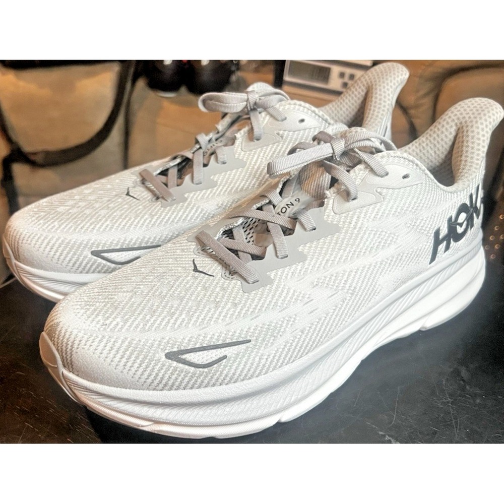 HOKA ONE ONE CLIFTON 9 Running Shoe Light Grey Men's Size US 12.5D Sneaker